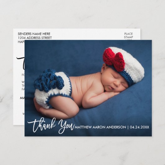 Moderne penseelscript nieuwe baby bedankt W Aankondigingskaart (Voorkant / Achterkant)