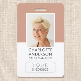 Moderne personeelskaart Naam Bedrijfslogo Terracot Badge