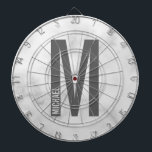 Moderne persoonlijke badmonogram en naam dartbord<br><div class="desc">Modern Monogram ontwerp met gepersonaliseerde monogram letter "M" en een naam in de moderne vetgedrukte sans serif letterstijl. Perfect cadeau voor hem, vaderdag cadeau en nog veel meer.</div>