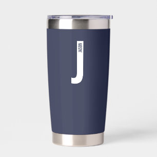 Moderne persoonlijke badmonogram en naam geïsoleerde drinkbeker