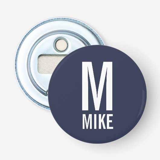 Moderne persoonlijke monogram en naam button flesopener (Voorkant)