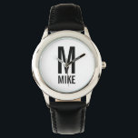 Moderne persoonlijke monogram en naam horloge<br><div class="desc">Modern Monogram ontwerp met gepersonaliseerde monogram en naam in moderne,  vette sans serif letterstijl. Perfect geschenk voor vader,  man,  vriendje,  jongens en nog veel meer</div>