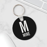 Moderne persoonlijke monogram en naam sleutelhanger<br><div class="desc">Modern Monogram ontwerp met gepersonaliseerde monogram en naam in moderne,  vette sans serif letterstijl. Perfect geschenk voor vader,  man,  vriendje,  jongens en nog veel meer</div>