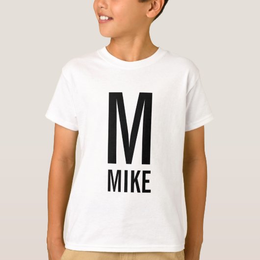 Moderne persoonlijke monogram en naam t-shirt (Voorkant)