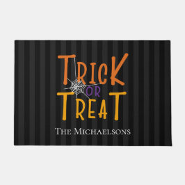 Moderne persoonlijke Trick or treat monogram Deurmat