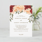 Moderne perzik rode rozen bruiloft uitnodiging (Staand voorkant)