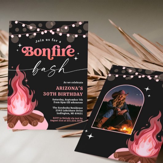 Moderne perzik roze vreugdevuur uitnodiging, vreug kaart