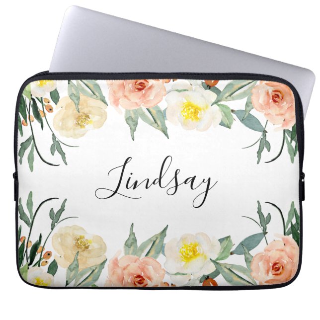 Moderne Perzik Waterverf Bloemen Monogrammed Laptop Sleeve (Voorkant)