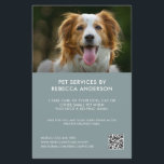 Moderne Pet Care Sitting Service Foto Business Flyer<br><div class="desc">Modern Pet Care Business Flyer voor huisdierzetters,  hondenwandelaars,  hondenverzorgers,  dierenverzorging en nog veel meer. Volledig klantgericht - verander foto's,  tekst en URL voor de code QR om uw zaken van de huisdierenzorg te passen!</div>