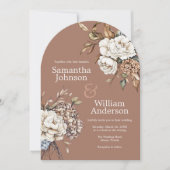 Moderne pioen en hortensia mocha mousse bruiloft kaart (Voorkant)
