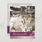 Moderne Plum Floral Save the Date Aankondigingskaart (Voorkant / Achterkant)