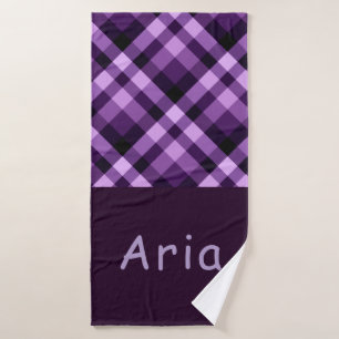 Moderne Plum Paarse Plaid Monogram Badhanddoek