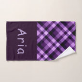 Moderne Plum Paarse Plaid Monogram Badhanddoek Set Bad Handdoek (Handdoek)