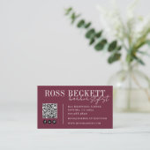 Moderne Plum QR Code Kapper Stylist Visitekaartje (Staand voorkant)