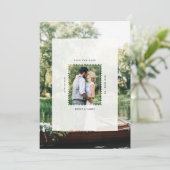 Moderne Postzegel Huwelijksfoto QR-code Save The Date (Staand voorkant)