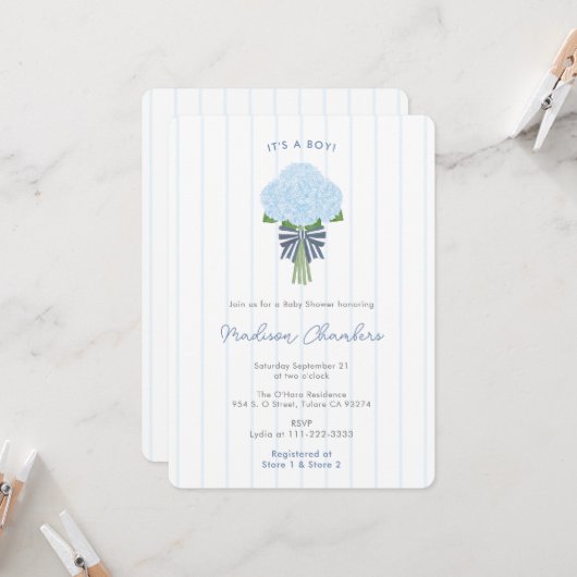 Moderne Preppy Blue Hydrangeas Baby Boy Shower Kaart (Voorkant / Achterkant in situ)