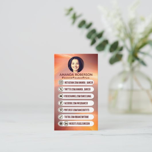 Moderne professionele aangepaste sociale media pic visitekaartje (Staand voorkant)