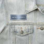 Moderne puinblauw-haartopmaakster voor artiest naamplaatje (In situ)