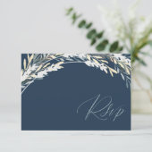 Moderne QR-code blauw & zilver blad RSVP bruiloft Kaartje (Staand voorkant)