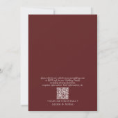 Moderne QR-code Burgundy Script Botanical Wedding Kaart (Achterkant)