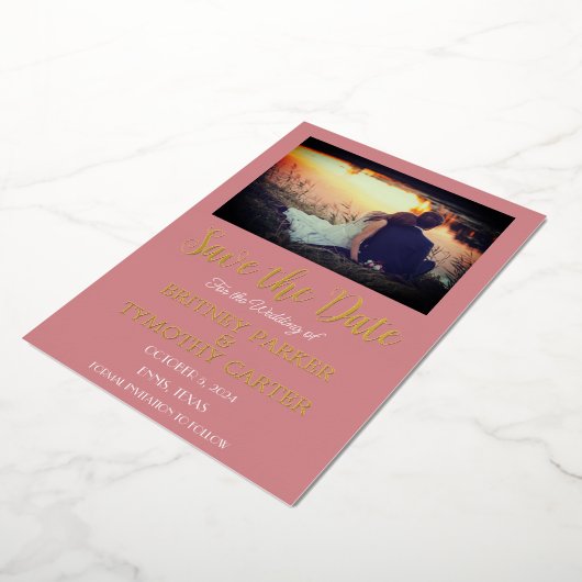 Moderne QR Code Foto Dusty Roos Weddenschap Folie Uitnodiging (Gedraaid)