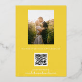 Moderne QR-code foto gele script bruiloft Folie Uitnodiging (Achterkant)