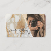 Moderne QR Code Goud Wit Marmeren Fotograaf Visitekaartje (Voorkant)