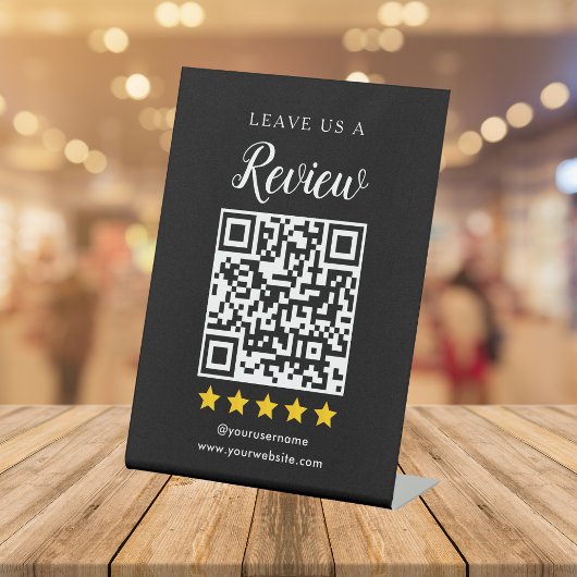 Moderne QR Code Social Media Laat ons een Review a Reclamebord Met Voetstuk