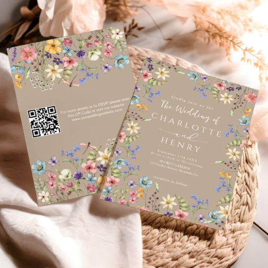 Moderne QR Code Taupe Rustieke Wildflower Wedding Kaart