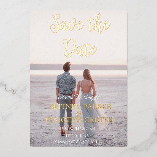 Moderne QR Code Yellow Weddenschap met fotoscript Folie Uitnodiging (Voorkant)