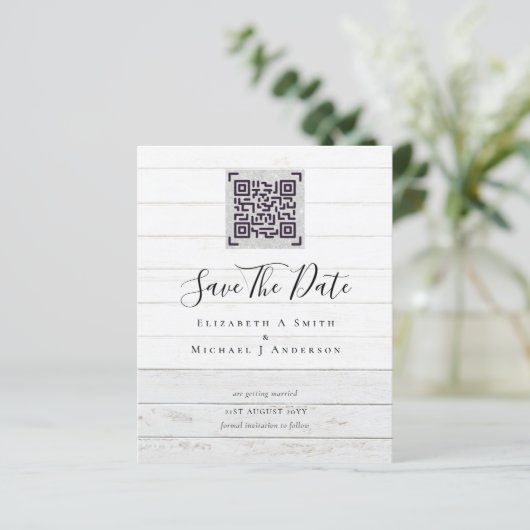 Moderne QR Scanning Code Wedding Save Date Invitae (Staand voorkant)