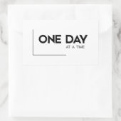 MODERNE quotes: één dag tegelijk Rechthoekige Sticker (Tas)