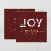 Moderne Red Elegant Gold Script JOY Snow-bedekking Feestdagenkaart (Voorkant / Achterkant)