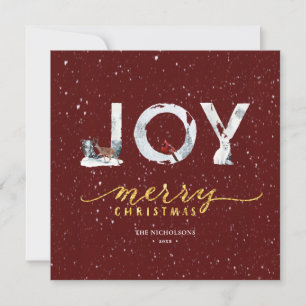 Moderne Red Elegant Gold Script JOY Snow-bedekking Feestdagenkaart