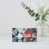 Moderne Red Leaf en Stones Photography Visitekaartje (Staand voorkant)