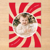 Moderne Red Peppermint Swirl Holiday Acryl Uitnodigingen (Voorkant)