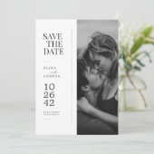 Moderne Redactionele Fototrouwkaart Save the Date (Staand voorkant)