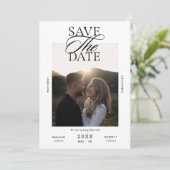 Moderne redactionele script foto bruiloft save the date (Staand voorkant)