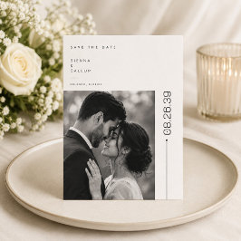 Moderne Redactionele Trouwkaart Save The Date Foto
