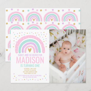 Moderne regenboog eerste verjaardag kaart