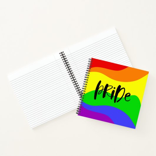Moderne regenboog notitieboek (Binnen)