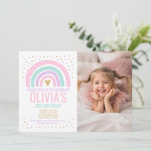 Moderne regenboogdag kaart (Staand voorkant)