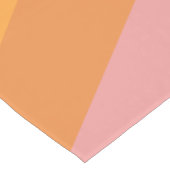 Moderne regenboogdiagonale strepen geometrisch pat korte tafelloper (Hoek)