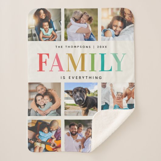 Moderne regenboogfamilie is alles om te koelen sherpa deken (Voorkant)
