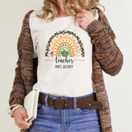 Moderne regenboogleraar voegt Jouw naam toe T-shirt