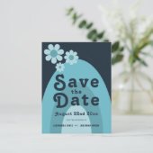 Moderne Retro 70s Bold Blue bruiloft Uitnodiging Briefkaart (Staand voorkant)