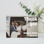 Moderne Retro Bold Typography Photo Wedding Bedankkaart (Staand voorkant)