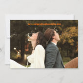 Moderne  Retro Bold Typography Photo Wedding Kaart (Achterkant)