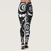 Moderne Retro Crop Circle Black en White Leggings (Achterkant)