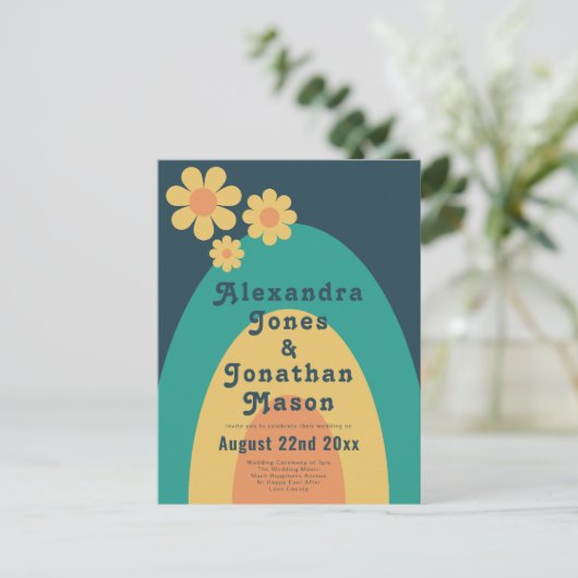 Moderne Retro Daisy Arch Bruiloft Uitnodiging Briefkaart (Staand voorkant)